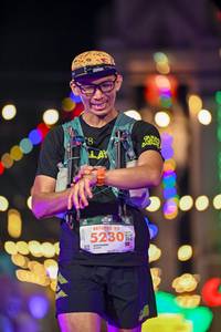 BIB: 5230
                            <button type="button" onclick="openModal(24884698)" class="btn btn-primary btn-sm float-right btn-popup" data-toggle="modal" data-target=".modal-high-quality">
                        <i class="fas fa-shopping-cart"></i> Add to Cart
                    </button>
                                            <button type="button" onclick="isThisMe(24884698, true)" class="btn btn-success btn-sm float-right btn-popup btn-isme hidden" data-toggle="tooltip" data-placement="bottom" title="นี่คือรูปของคุณใช่ไหม คลิกที่นี่เพื่อเอาเข้าอัลบั้ม">
                        <i class="fas fa-plus"></i> Add to album
                    </button>
                    <button type="button" onclick="isThisMe(24884698, false)" class="btn btn-warning btn-sm float-right btn-popup btn-isnotme hidden">
                        <i class="fas fa-ban"></i> Remove from album
                    </button>